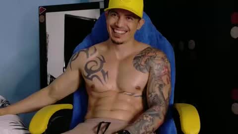 alex_sthorm online show from February 17, 2026, 2:52 am