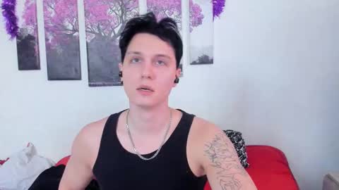 Alex WandHot online show from January 13, 2026, 6:40 am