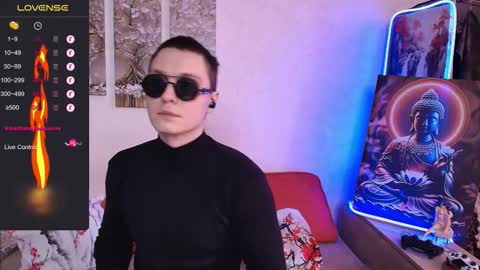 Alex WandHot online show from March 5, 2026, 9:27 am