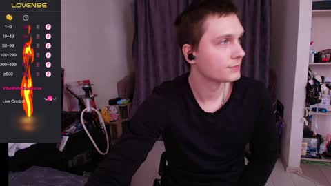 Alex WandHot online show from March 29, 2026, 5:51 am