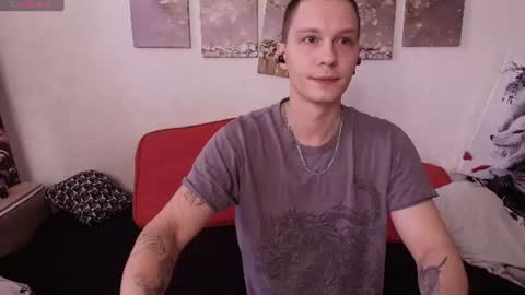 Alex WandHot online show from June 18, 2026, 3:29 am