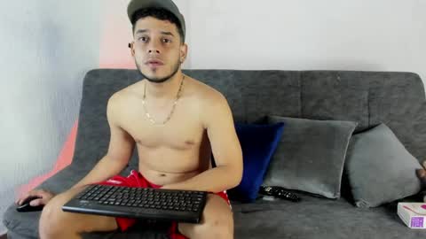 Alex Woll online show from April 19, 2026, 9:17 pm