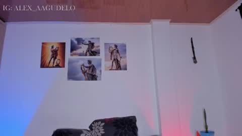 x   online show from September 22, 2025, 9:06 pm