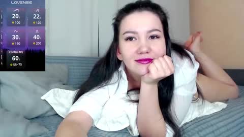 Snapshot of alexa_cruze chatting on December 6, 2024, 7:23 pm Alexa online show from December 6, 2024, 7:23 pm