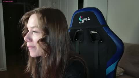 Snapshot of alexa_feels chatting on March 28, 2026, 4:39 pm Little Duck homie online show from March 28, 2026, 4:39 pm