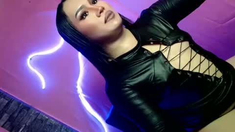 alexa_hansung online show from November 27, 2025, 11:23 am