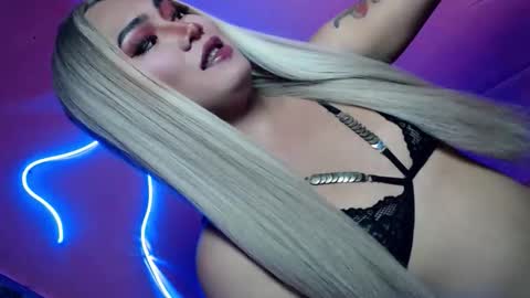 alexa_hansung online show from January 18, 2026, 6:23 pm