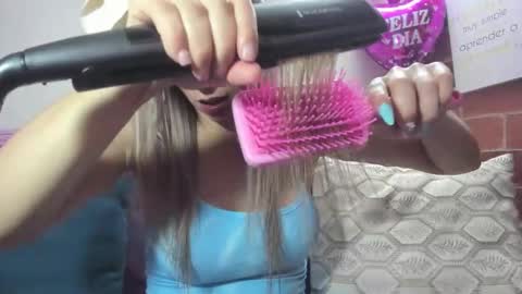 Snapshot of alexa_latina chatting on October 30, 2025, 4:30 pm alexa latina online show from October 30, 2025, 4:30 pm