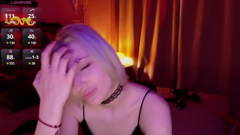 Snapshot of alexa_novak chatting on December 21, 2024, 4:41 am Alexa online show from December 21, 2024, 4:41 am