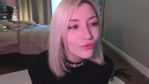 Snapshot of alexa_novak chatting on October 5, 2025, 2:32 am Alexa online show from October 5, 2025, 2:32 am