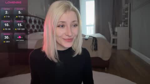 Snapshot of alexa_novak chatting on November 6, 2025, 2:45 am Alexa online show from November 6, 2025, 2:45 am