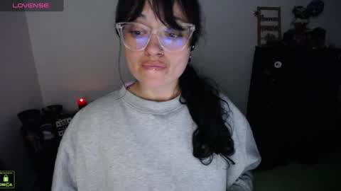 Snapshot of alexa_sweet69x chatting on December 7, 2024, 2:31 am Alexa online show from December 7, 2024, 2:31 am