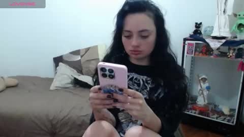 Snapshot of alexa_sweet69x chatting on September 18, 2025, 7:05 pm Alexa online show from September 18, 2025, 7:05 pm