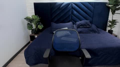 Snapshot of alexa_vandercloude chatting on February 10, 2025, 9:15 pm alexa_vandercloude online show from February 10, 2025, 9:15 pm
