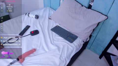 alexaa_small online show from December 16, 2024, 3:43 pm