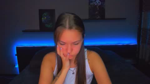 angel online show from December 22, 2025, 12:18 am