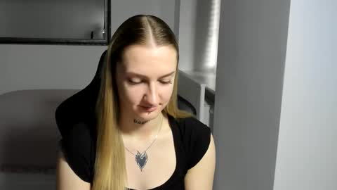 Alexa online show from November 12, 2025, 1:44 pm