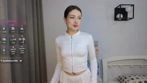 Emma - blonde and Mia - dark online show from September 30, 2025, 3:11 am