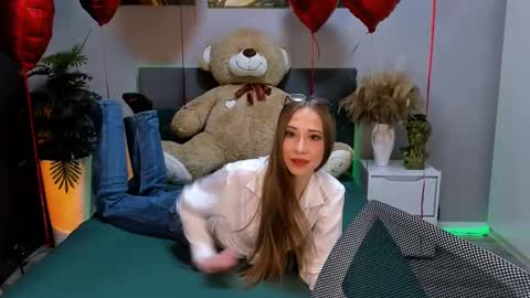 AlexaHarmon online show from March 2, 2025, 5:14 pm