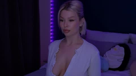 Snapshot of alexamason chatting on May 6, 2026, 11:21 pm Alexa Mason online show from May 6, 2026, 11:21 pm