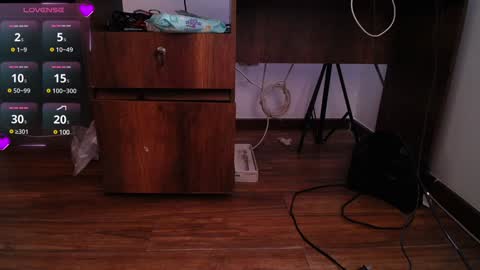 Alexa Moon online show from December 7, 2024, 2:13 pm