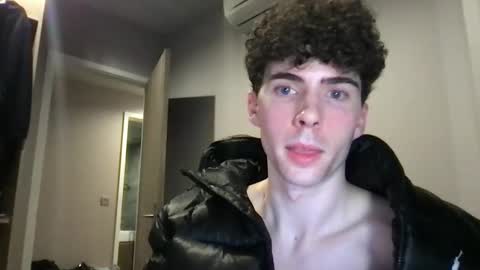 Snapshot of alexander0_ chatting on February 13, 2026, 11:50 am Alexander online show from February 13, 2026, 11:50 am