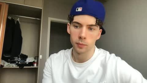 Snapshot of alexander0_ chatting on February 27, 2026, 8:03 am Alexander online show from February 27, 2026, 8:03 am