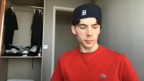 Snapshot of alexander0_ chatting on March 1, 2026, 9:22 am Alexander online show from March 1, 2026, 9:22 am