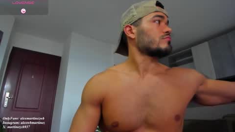 Onlyfansalexmartinezwb  Instagram alexwbmartinez  Twitter martinezcb937 online show from September 24, 2025, 10:13 pm