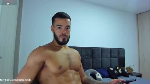 Onlyfansalexmartinezwb  Instagram alexwbmartinez  Twitter martinezcb937 online show from March 29, 2026, 11:38 pm