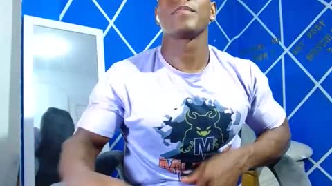 Snapshot of alexander_megan chatting on December 22, 2024, 2:28 am alexander online show from December 22, 2024, 2:28 am