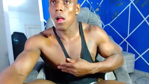 Snapshot of alexander_megan chatting on January 10, 2025, 3:50 am alexander online show from January 10, 2025, 3:50 am