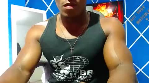 Snapshot of alexander_megan chatting on October 28, 2025, 7:49 pm alexander online show from October 28, 2025, 7:49 pm