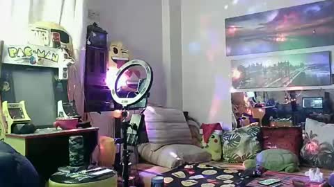 Snapshot of alexanderpatras chatting on January 1, 2025, 11:29 pm Alexander online show from January 1, 2025, 11:29 pm