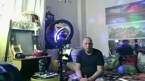 Snapshot of alexanderpatras chatting on January 16, 2025, 11:37 pm Alexander online show from January 16, 2025, 11:37 pm