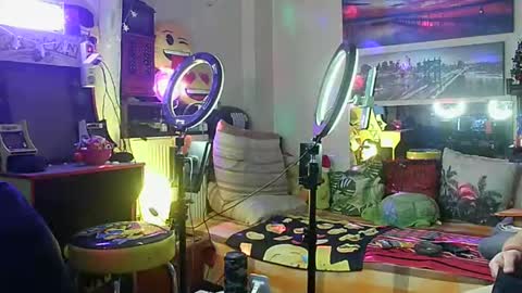 Snapshot of alexanderpatras chatting on February 2, 2025, 12:40 am Alexander online show from February 2, 2025, 12:40 am