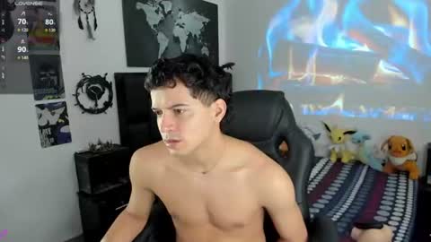 Snapshot of alexanderwalke chatting on June 19, 2026, 3:27 pm Alexander online show from June 19, 2026, 3:27 pm