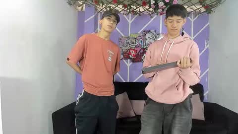 chicos hot online show from March 22, 2026, 1:36 pm