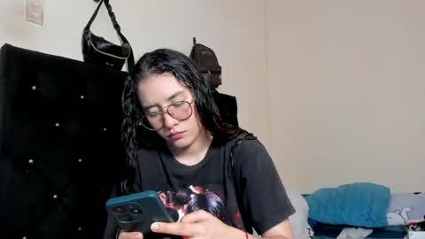 Snapshot of alexandra_clauss chatting on October 5, 2025, 7:45 pm alexandra clauss online show from October 5, 2025, 7:45 pm