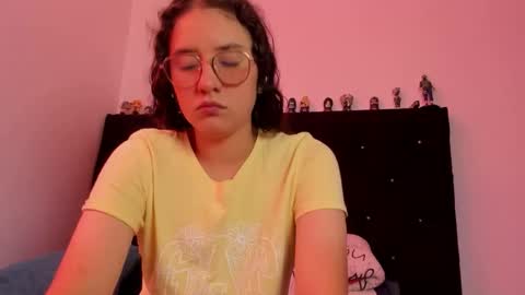 Snapshot of alexandra_clauss chatting on January 13, 2026, 7:19 pm alexandra clauss online show from January 13, 2026, 7:19 pm