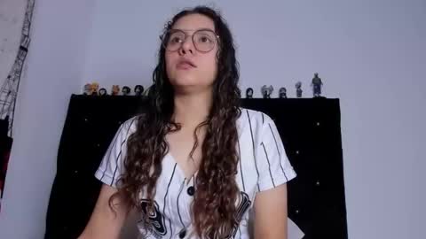 Snapshot of alexandra_clauss chatting on February 16, 2026, 10:06 pm alexandra clauss online show from February 16, 2026, 10:06 pm