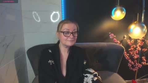 Alexandra online show from December 19, 2024, 6:01 pm