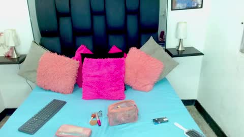 alexandra_life online show from December 14, 2024, 10:50 pm