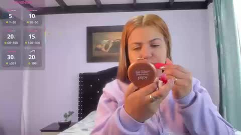 alexandra online show from October 17, 2025, 3:36 pm