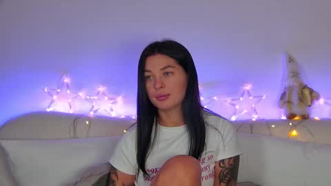 Snapshot of alexandrabloom chatting on December 12, 2024, 5:31 am AlexandraBloom online show from December 12, 2024, 5:31 am