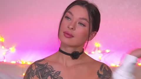 Snapshot of alexandrabloom chatting on December 14, 2024, 7:36 pm AlexandraBloom online show from December 14, 2024, 7:36 pm