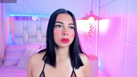 Alexandra Miller online show from February 26, 2025, 10:58 am
