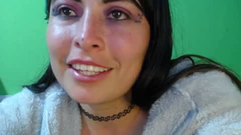 alexandrasaen online show from January 7, 2025, 1:49 am