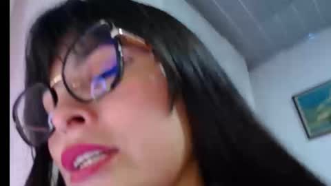 alexandrasaen online show from September 27, 2025, 12:48 am