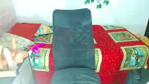 alexaqueenn online show from September 26, 2025, 8:13 pm